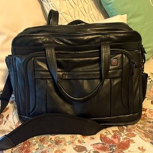 Swiss Army Victorinox brief case computer bag with lap top carry insert vgc